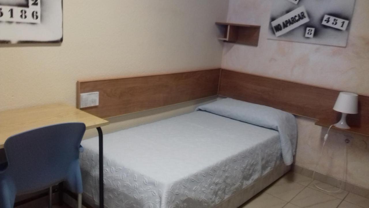 Residencia Diego Martinez Palencia Zewnętrze zdjęcie